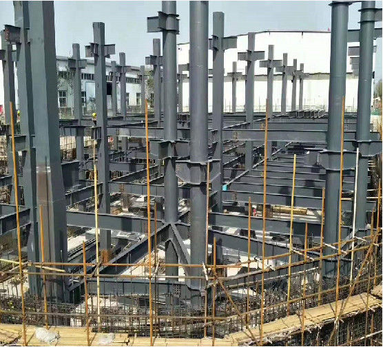 उच्च प्रदर्शन OEM स्टील संरचना शॉपिंग मॉल संक्षारण सबूत